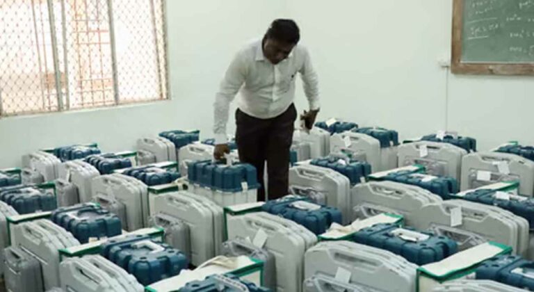 Medak: లోక్ సభ ఓట్ల లెక్కింపుకు సర్వం సిద్ధం..