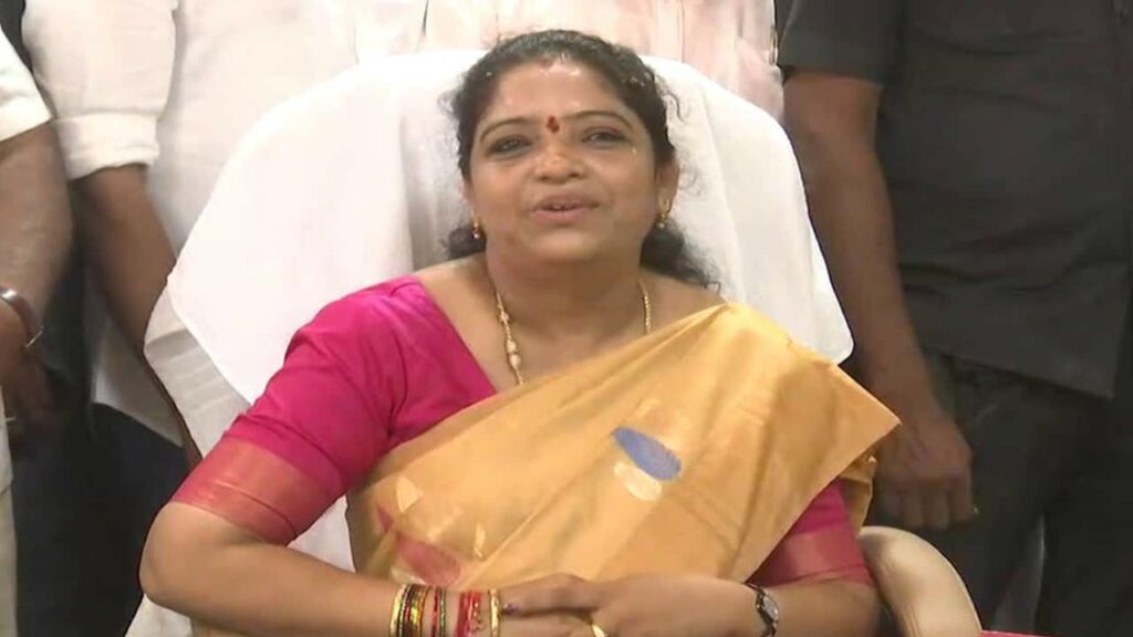 Minister Sandhya Rani