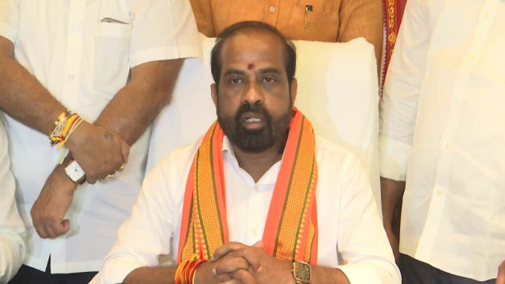 Minister Satyakumar