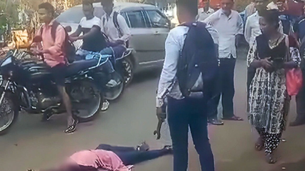 Mumbai: నాకెందుకు అన్యాయం చేశావ్.. ప్రియురాలిని రాడ్⁭తో కొట్టి చంపిన ప్రియుడు