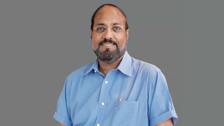 Success Story: అప్పుడు రూ.250 జీతానికి పని చేశాడు.. ఇప్పుడు లక్ష కోట్ల విలువైన కంపెనీకి యజమాని..