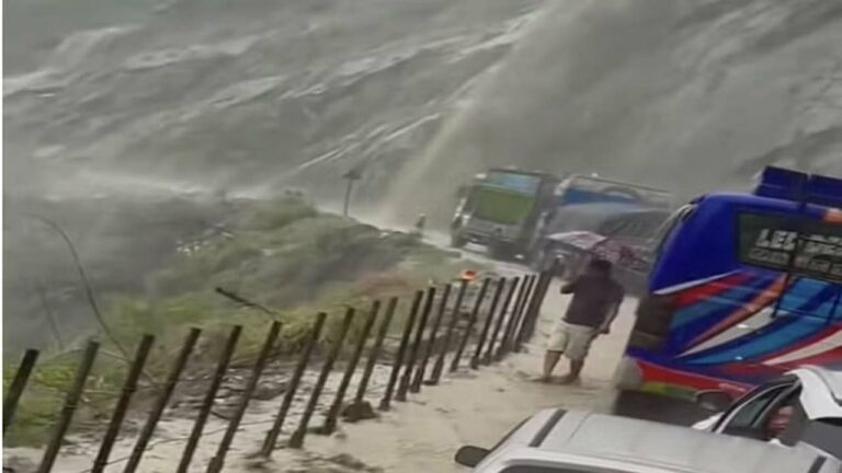 Nepal: నేపాల్‌ను ముంచెత్తిన వరదలు.. 20 మంది మృతి