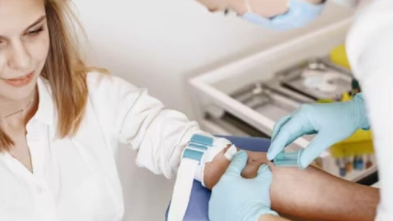 Blood Tests Yearly : ఏడాది కోసారి ఈ వైద్య పరీక్షలు చేయించుకోండి