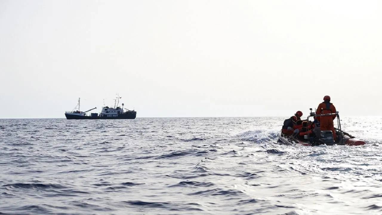 Two Ships Sink : ఘోర ప్రమాదం.. రెండు నౌకలు మునిగి 11 మంది మృతి, 64 మంది గల్లంతు