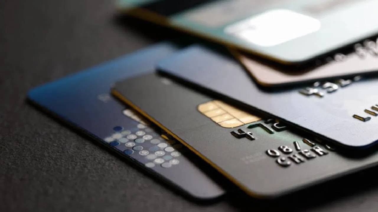 Credit Card : ఉద్యోగం, ఇన్ కం ప్రూఫ్ లేకుండా క్రెడిట్ కార్డ్ పొందవచ్చా ?