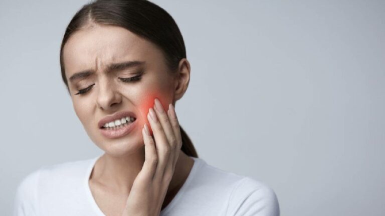 Toothache : ఈ చిన్న చిట్కాలు పాటిస్తే.. పంటి నొప్పి నుంచి ఉపశమనం ఖాయం!