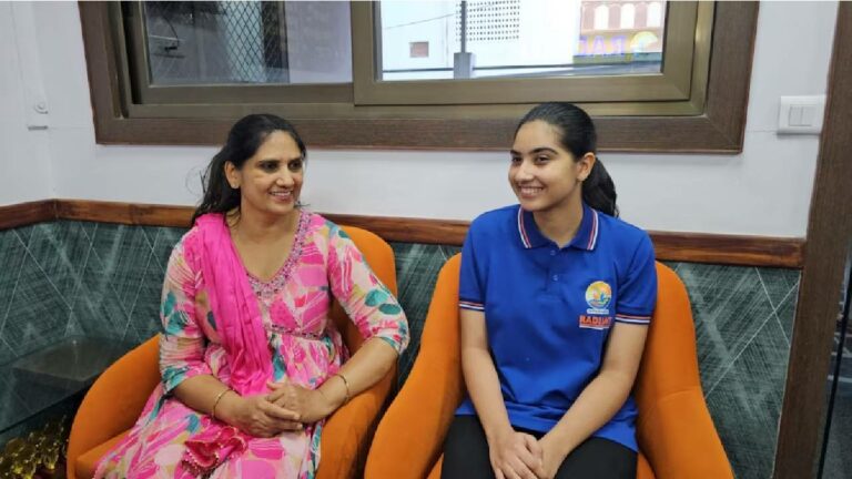 NEET UG 2024: నీట్ లో ఆలిండియా ఫస్ట్ ర్యాంక్ సాధించిన రాజస్థాన్ అమ్మాయి..ఏం చెప్పిందంటే?