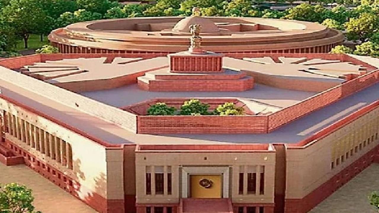 Delhi: నకిలీ ఆధార్ తో పార్లమెంట్ భవనంలోకి ప్రవేశించేందుకు యత్నం.. ముగ్గురు కూలీల అరెస్ట్