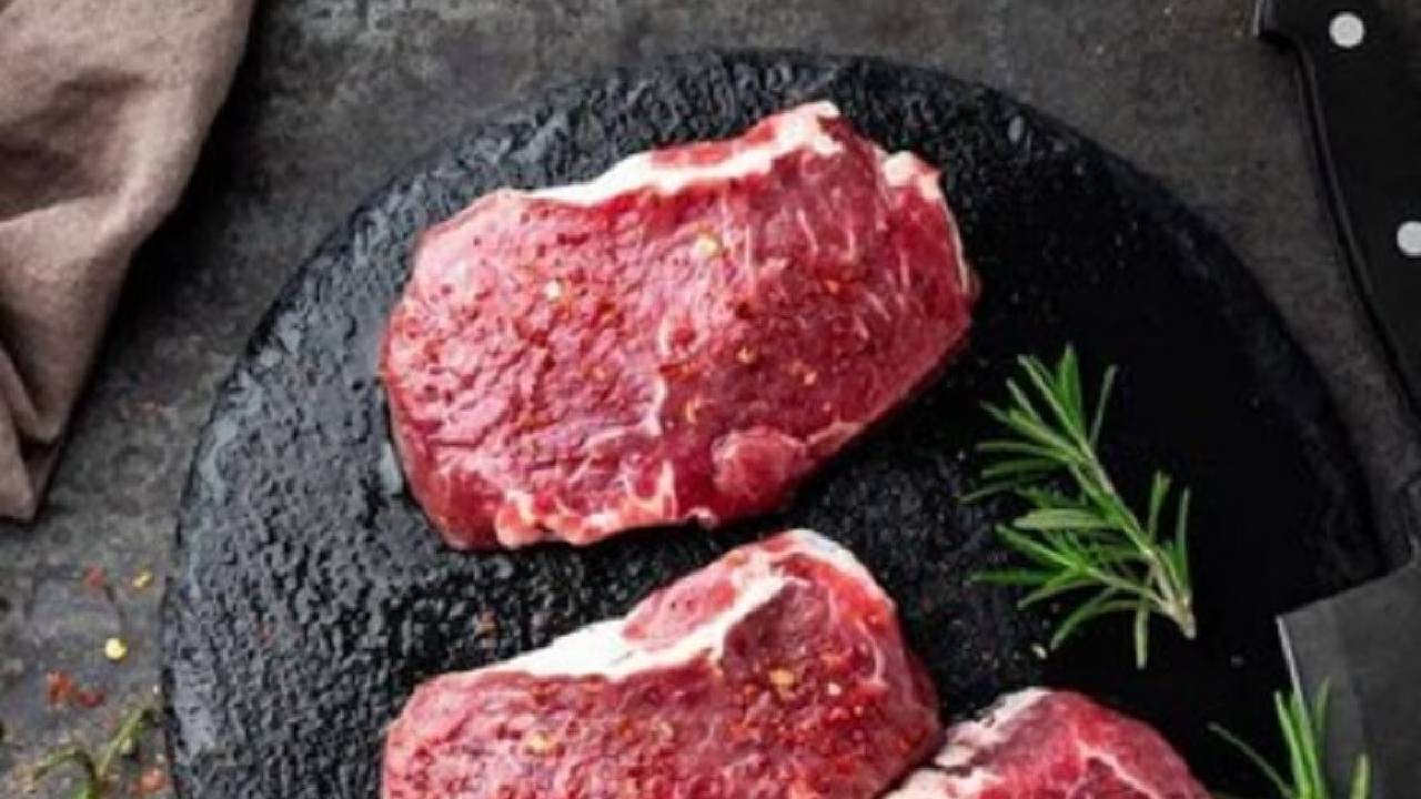 Monsoon season: వర్షాకాలంలో ఈ ఆహార పదార్థాలు అస్సలు తినొద్దు..