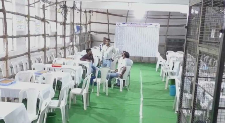 Nizamabad: నిజామాబాద్ జిల్లా డిచ్ పల్లిలో కౌంటింగ్ కు సర్వం సిద్ధం..