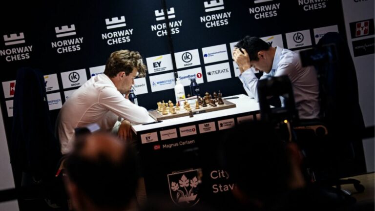 Norway Chess: నాకమురాను ఓడించిన ప్రజ్ఞనంద.. విజేతగా నిలిచిన కార్ల్‌సెన్..