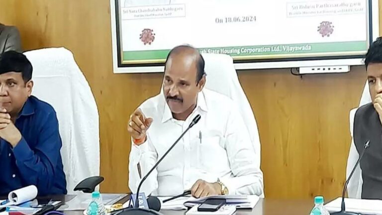 Minister Parthasarathy: గత ప్రభుత్వం గృహ నిర్మాణ నిధులను దుర్వినియోగం చేసింది.. మంత్రి కీలక వ్యాఖ్యలు
