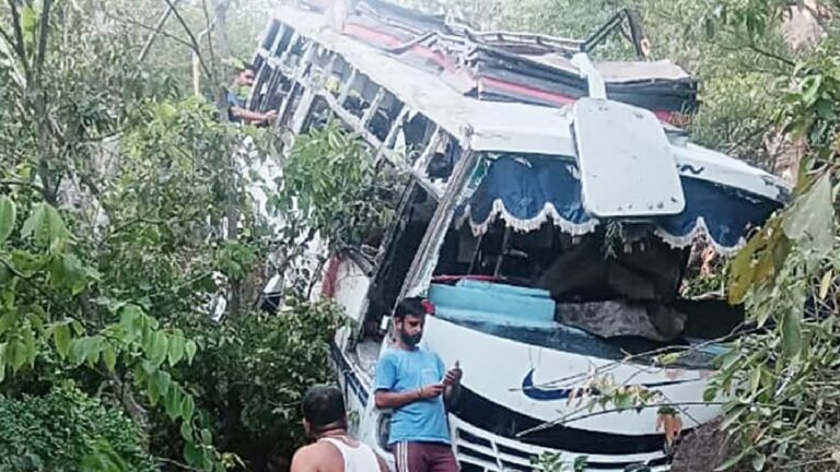 Reasi bus attack: రియాసి బస్ అటాక్.. ఎన్ఐఏ సోదాల్లో కీలక విషయాలు..
