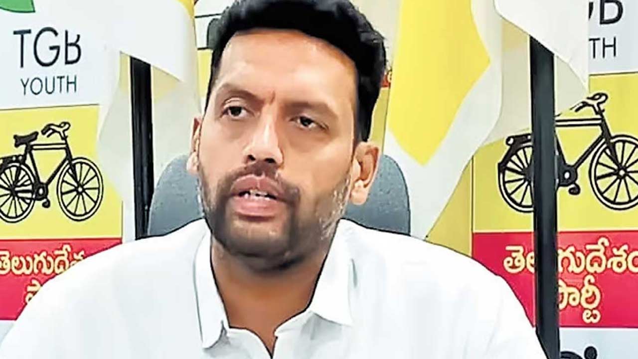 Minister TG Bharath: ఆక్రమణల తొలగింపులో తొందరపాటు వద్దు.. జనం వీధిన పడతారు..