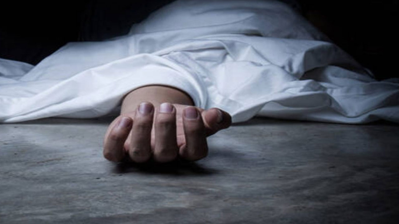 UP: నాలుగేళ్ల బాలికపై ఓ వ్యక్తి అత్యాచారం, హత్య.. సవతి తల్లి ప్రమేయం