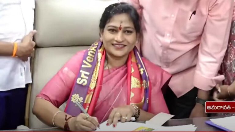 Vangalapudi Anitha: పాత బ్లడ్ ఉంటే పక్కకు తప్పుకొండి.. పోలీసులకు హోం మంత్రి వార్నింగ్