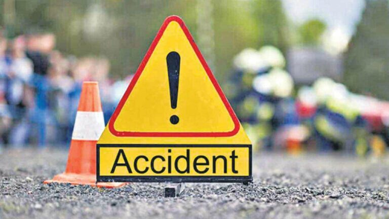 Road Accident: ఏపీలో రోడ్డు టెర్రర్‌.. ప్రమాదంలో ఆరుగురు మృతి