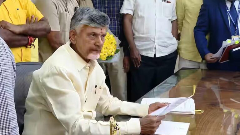 CM Chandrababu: పాలనలో మార్పు, మార్క్‌ చూపిస్తున్న చంద్రబాబు.. ఈ రోజు సీఎస్‌, డీజీపీలతో కీలక భేటీ