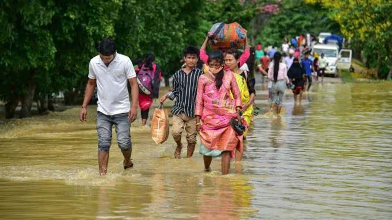 Assam Floods: అసోంను ముంచెత్తిన వరదలు.. 36కు చేరిన మృతులు