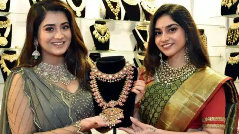 Gold Rate Today: మహిళలకు గుడ్ న్యూస్.. నేడు తులం బంగారం ఎంతంటే?