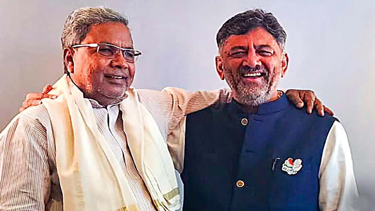 Karnataka: ఓ కేసులో సిద్ధరామయ్య, డీకే శివకుమార్‌లకు బెయిల్