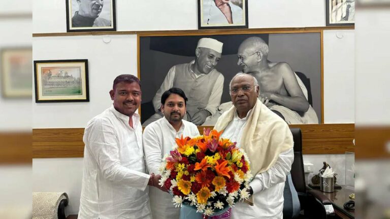 Delhi: కాంగ్రెస్‌కు మరింత బలం.. హస్తం గూటికి ఎంపీ విశాల్ ప్రకాష్ బాబు