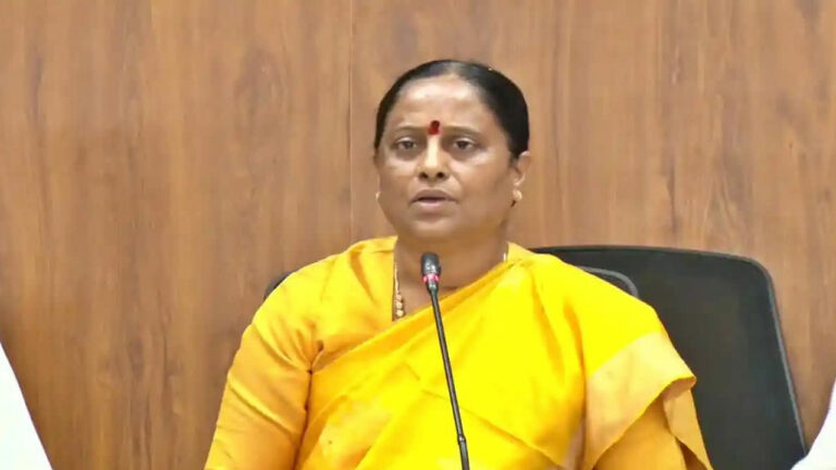 Konda Surekha : మహా శివరాత్రి ఏర్పాట్లపై మంత్రి కొండా సురేఖ సమీక్ష.. అధికారులకు కీలక ఆదేశాలు