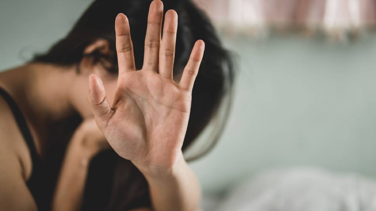 Madhya Pradesh: హిందూ యువతిపై ముస్లిం అత్తింటివారి దాడి.. బిడ్డకు ఇస్లామిక్ పేరు పెట్టాలని ఒత్తిడి..