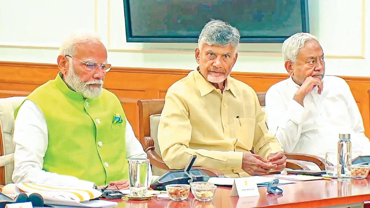 TDP-JDU: టీడీపీకి 4, జేడీయూకి 2.. మోడీ ప్రభుత్వంలో కేబినెట్ బెర్తులు..?