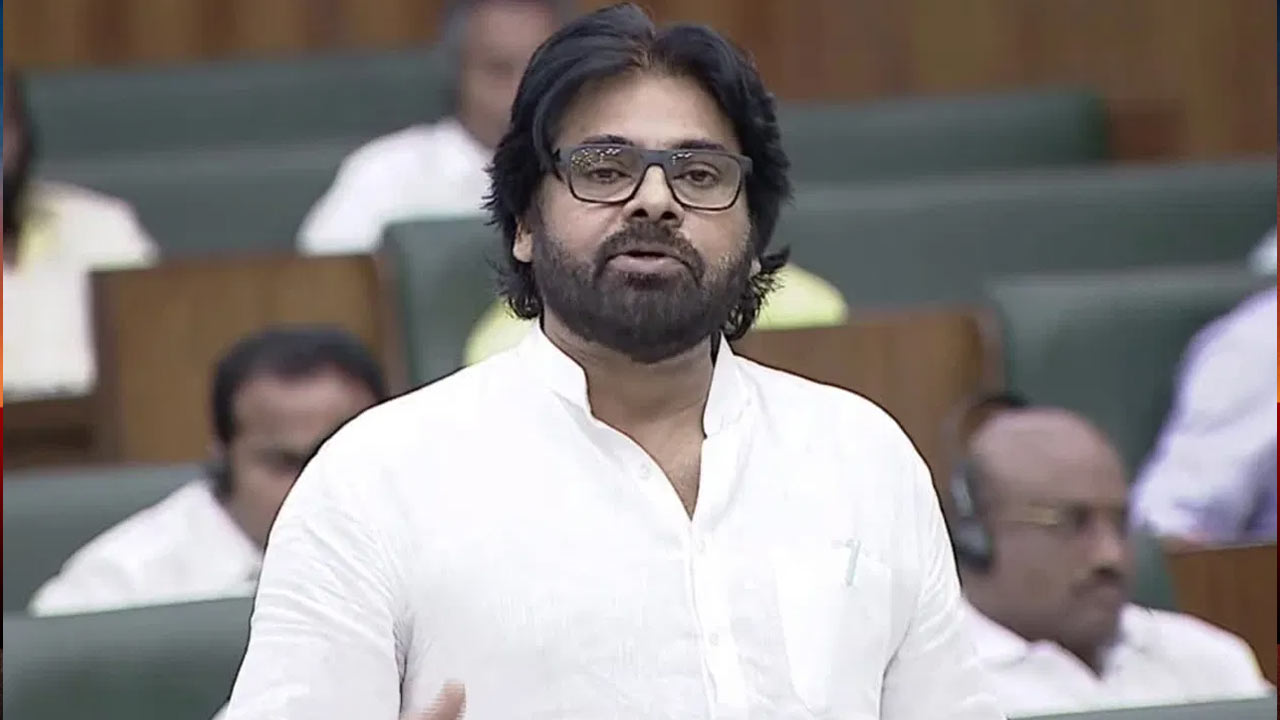 Pawan Kalyan: మనం ఓజీ అంటే జనం క్యాజీ అంటారు.. సినిమాలపై పవన్ కీలక వ్యాఖ్యలు