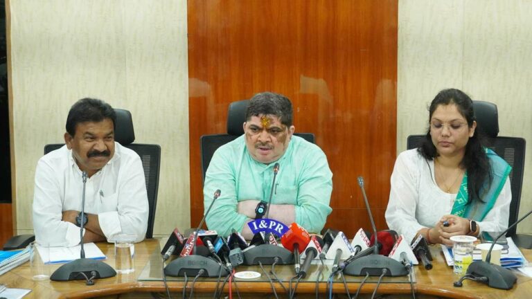 Ponnam Prabhakar : మానేర్ రివర్ ఫ్రంట్ పనులు త్వరగతిన పూర్తి చేస్తాం