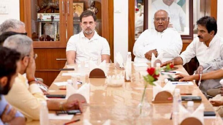 INDIA bloc: పార్లమెంట్ సమావేశాల్లో రేపు నీట్ అంశాన్ని లేవనెత్తనున్న ప్రతిపక్షం