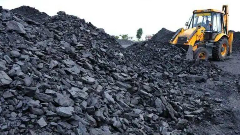 Singareni : కొత్తగూడెం సింగరేణి ప్రధాన ఆస్పత్రిలో విజిలెన్స్ తనిఖీలు…