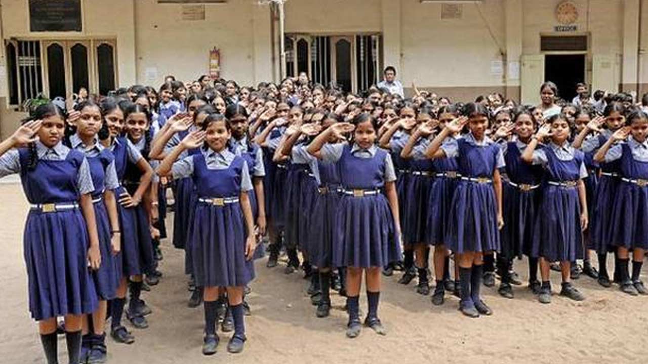 Telangana Govt : వారికి గుడ్‌ న్యూస్‌ చెప్పిన తెలంగాణ సర్కార్‌