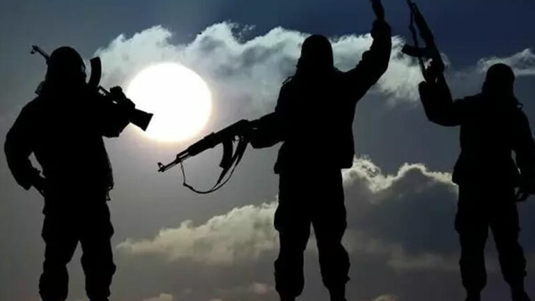  Afghanistan: భారీ కుట్ర భగ్నం..! పాకిస్థాన్ నుంచి భారత్‌కి ఉగ్రవాది.. అరెస్ట్ చేసిన తాలిబన్లు..!