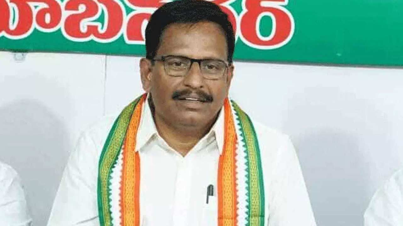 Yennam Srinivas Reddy : అసెంబ్లీ సమావేశాలకు బావ బామ్మర్ది తప్ప ఎవ్వరు మిగలరు