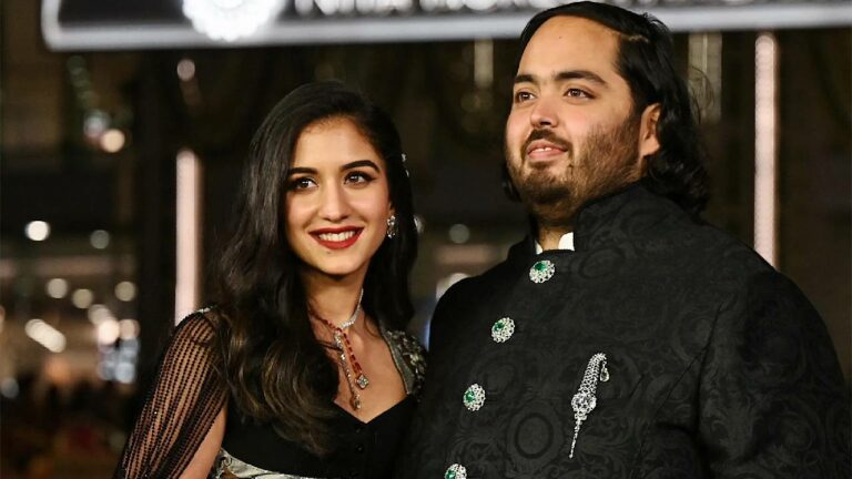 Anant Ambani Wedding:  అనంత్ అంబానీ-రాధికా మర్చంట్  రిసెప్షన్ కి హాజరైన ప్రముఖులు వీరే…