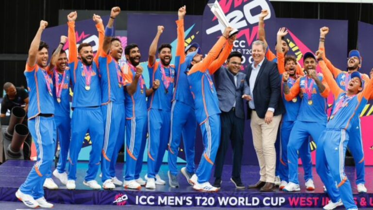 BCCI Prize Money: ఒక్కో ఆటగాడికి రూ.5 కోట్లు.. రిజర్వ్ ప్లేయర్స్‌, సహాయక సిబ్బందికి ఎంతంటే?