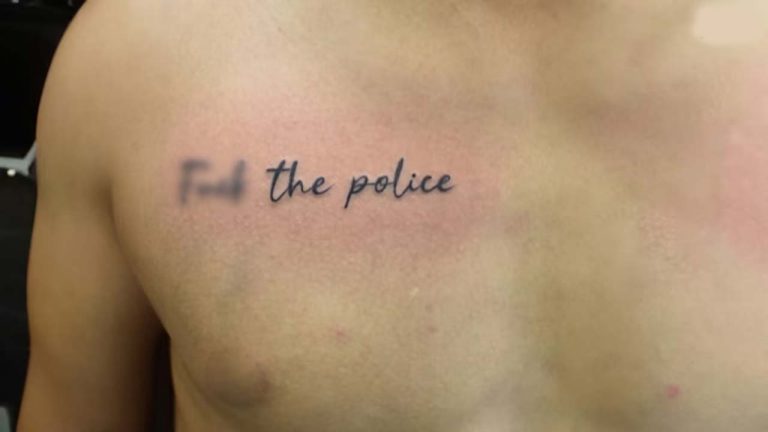 Bengaluru: పోలీసుల్ని కించపరిచేలా టాటూ.. ఎఫ్ఐఆర్