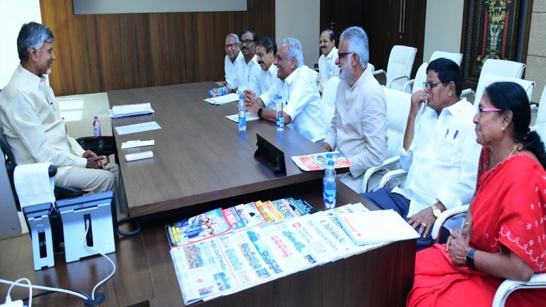CM Chandrababu: మదనపల్లి ఫైల్స్ ఘటనపై సీఎం చంద్రబాబును కలిసిన సీపీఐ బృందం