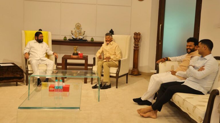 CM Chandrababu: మహారాష్ట్ర సీఎం ఏక్‌నాథ్ షిండేను కలిసిన ఏపీ సీఎం చంద్రబాబు