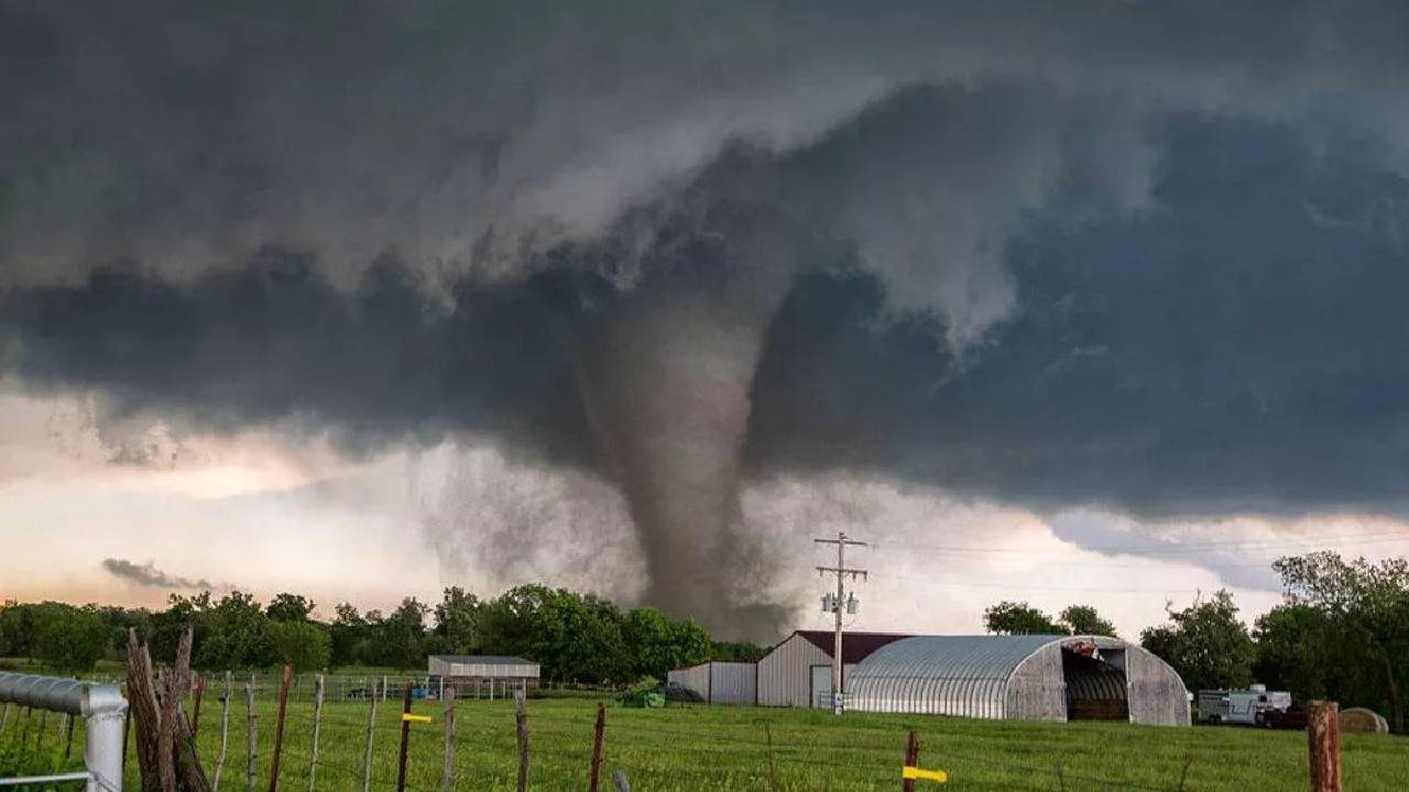 China: చైనాలోని షాన్‌డాంగ్‌లో తుపాన్ విధ్వంసం.. దెబ్బతిన్న 2,820 ఇళ్లు.. అయిదుగురి మృతి