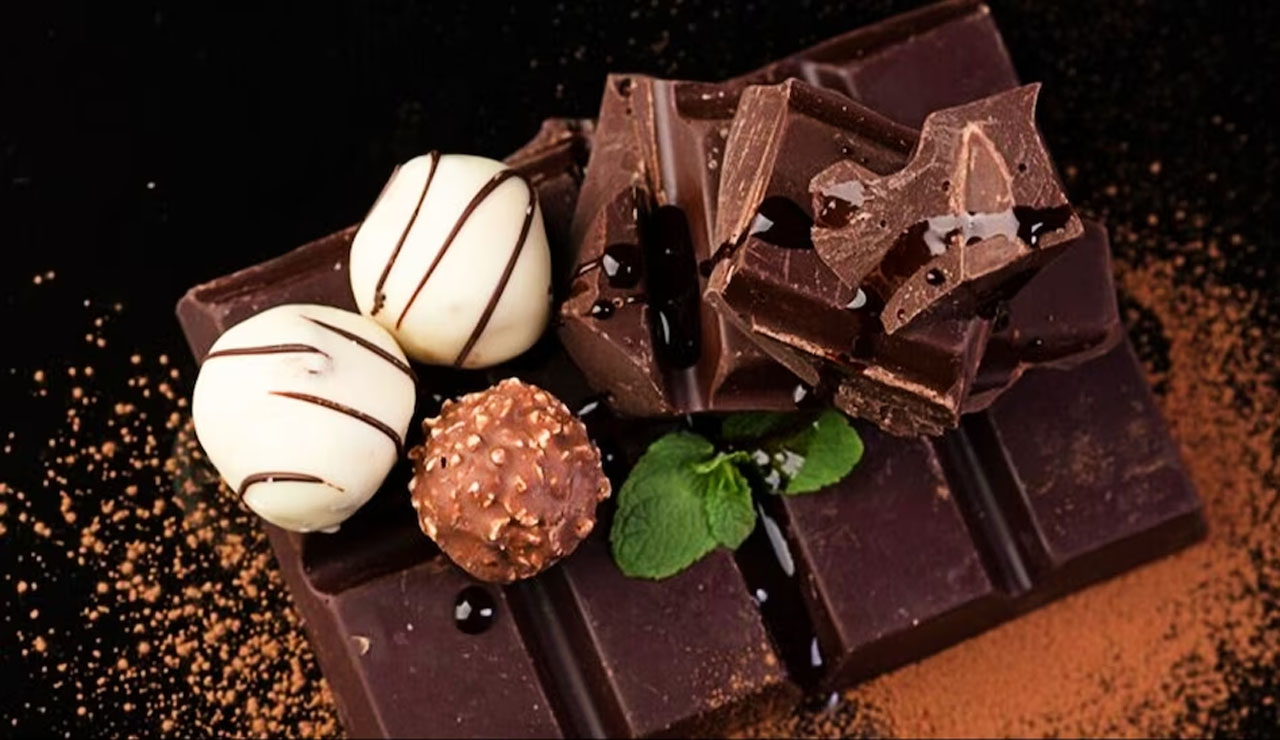 Dark Chocolate Benefits: మీరు ఆర్యోగ్యంగా ఉండాలనుకుంటున్నారా?.. అయితే ఈ చాక్లెట్ తినాల్సిందే!