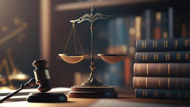 Delhi Court: వ్యక్తిపై నకిలీ అత్యాచార కేసు పెట్టిన మహిళ.. కోర్టు ఏం చెప్పిందంటే..?