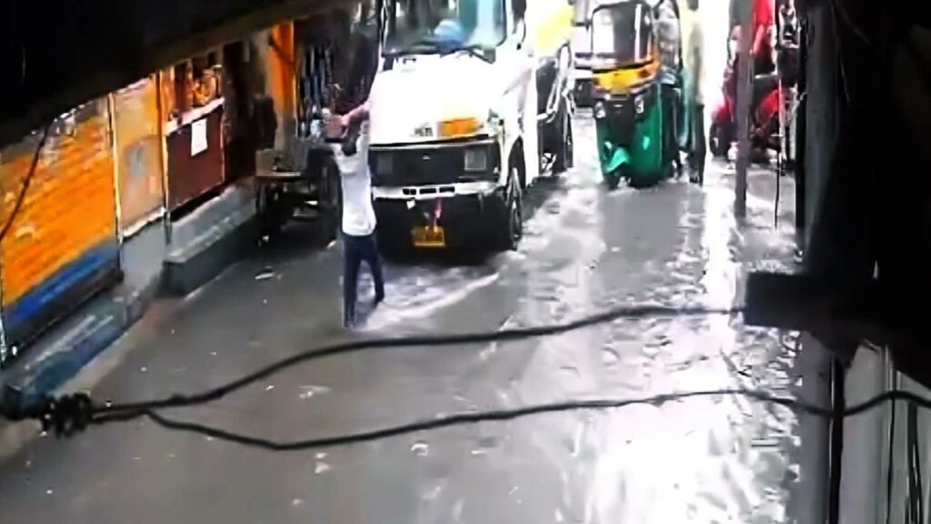 Delhi Water Tanker