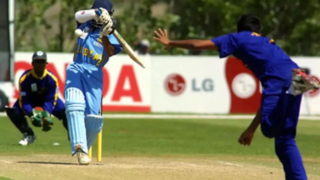 Dhammika Niroshana Dead: కుటుంబం ఎదుటే.. దారుణ హత్యకు గురైన మాజీ క్రికెటర్‌!