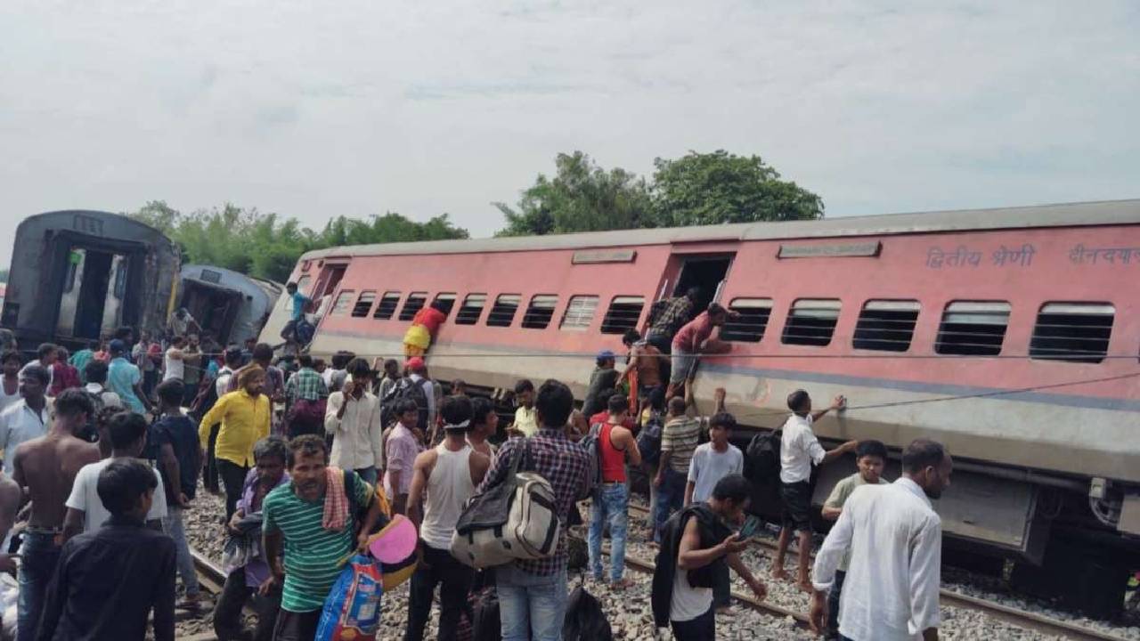 Train Accident: వీడిన దిబ్రూగఢ్‌ ఎక్స్‌ప్రెస్‌ రైలు ప్రమాదం మిస్టరీ..కారణం ఇదే..