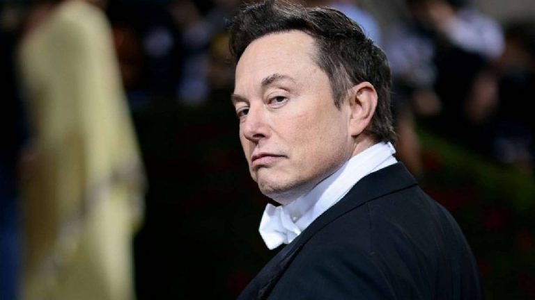 Elon Musk: ఎలాన్ మస్క్ కి ఎదురుదెబ్బ.. మాజీ ఉద్యోగికి రూ.5కోట్ల పరిహారం!
