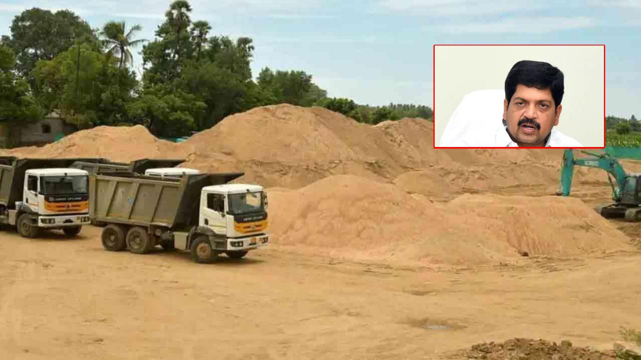 Minister Kollu Ravindra: రేపటి నుంచి ఏపీలో ఉచిత ఇసుక.. మంత్రి కొల్లు రవీంద్ర కీలక వ్యాఖ్యలు