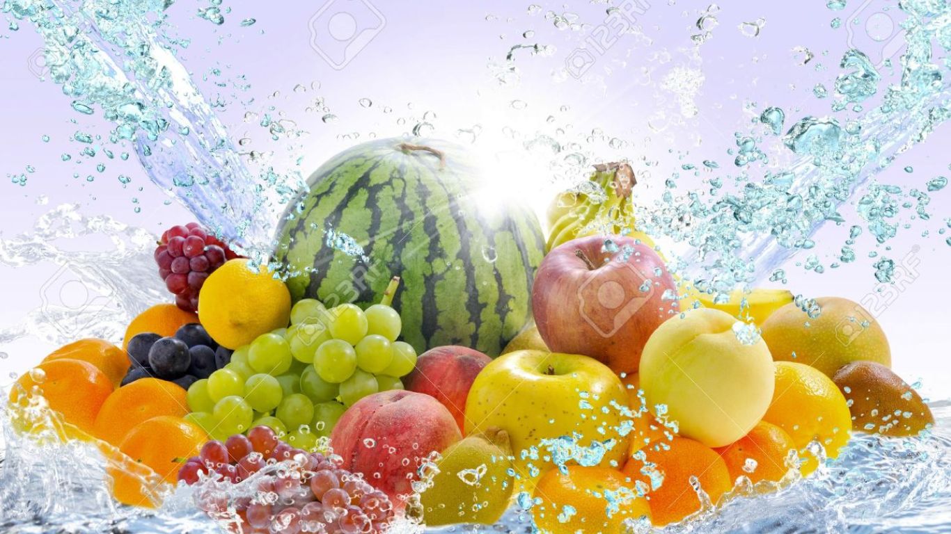 Do Not Drink Water: ఈ పండ్లను తిన్న తర్వాత నీరు తాగుతున్నారా.. డేంజర్లో ఉన్నట్లే..